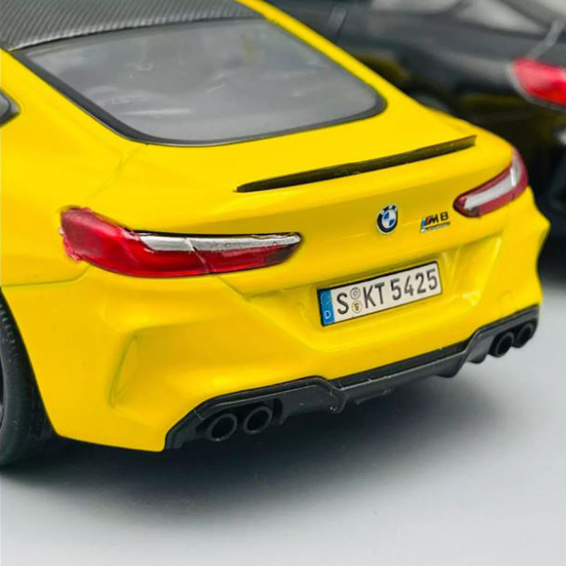 ماشین بازی کینزمارت مدل BMW M8 coupe