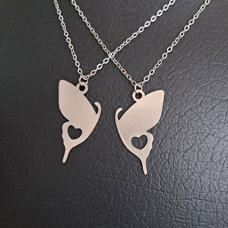 گردنبند دخترانه مدل پروانه بسته 2 عددی