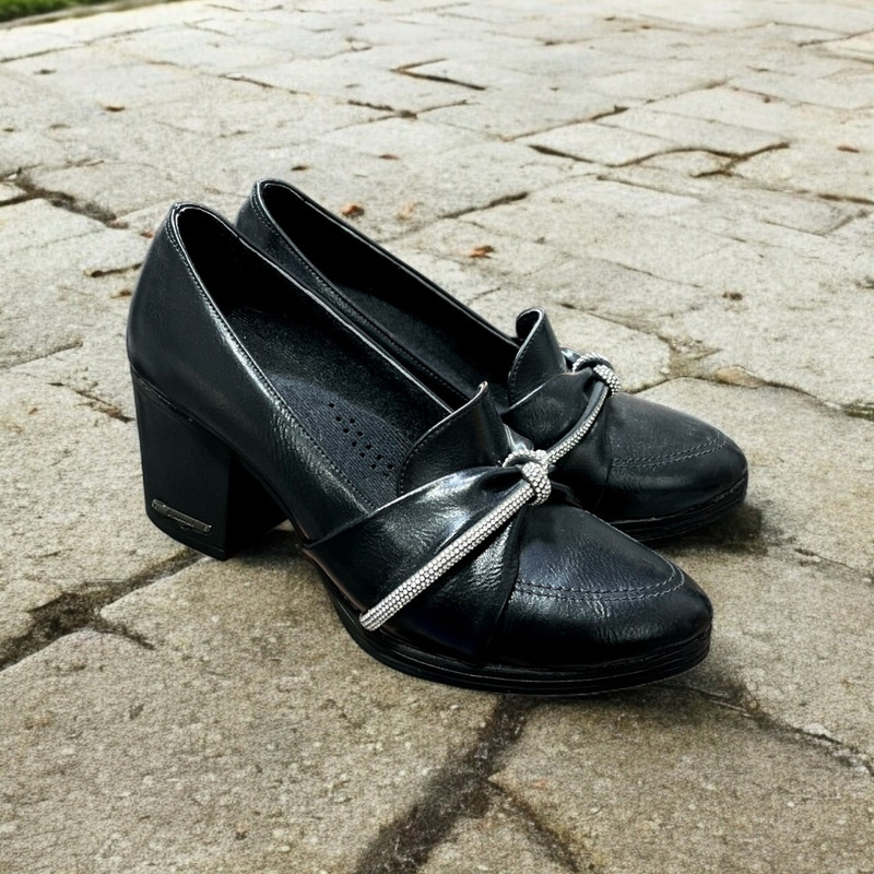 کفش روزمره زنانه مدل نگین دار