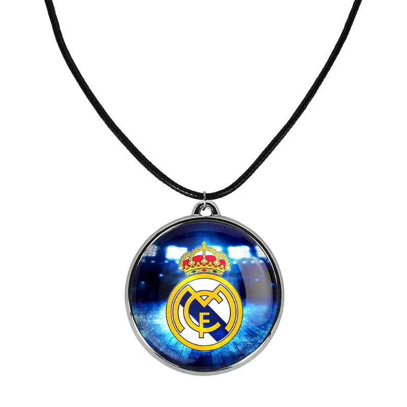 گردنبند خندالو مدل باشگاه رئال مادرید Real Madrid کد 2635626361