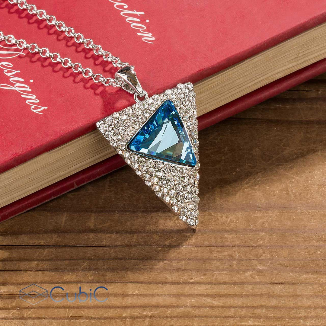 گردنبند زنانه کوبیک مدل QN-171293 گردنبند زنانه کوبیک مدل QN-171293