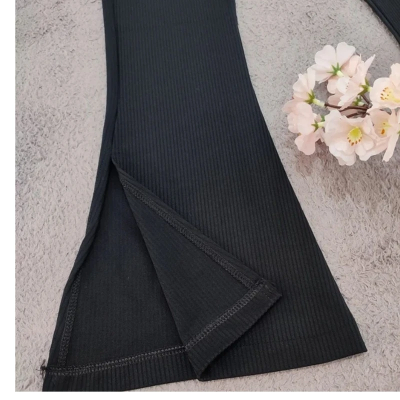 عکس شماره 4 : شلوار زنانه مدل دمپا چاکدار کبریتی