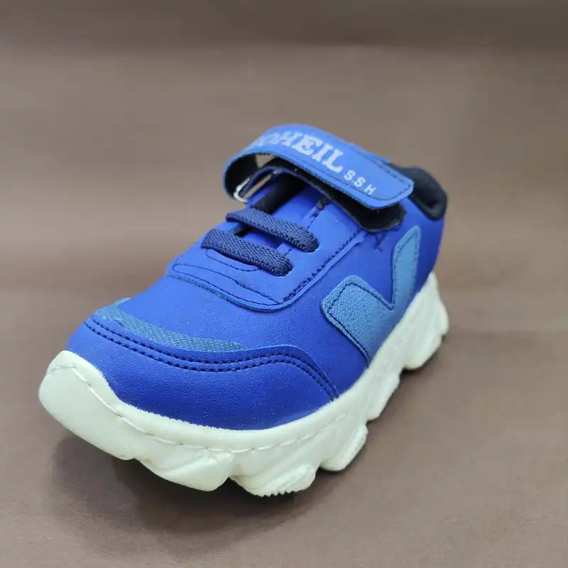 کفش مخصوص پیاده روی بچگانه مدل 2024 h