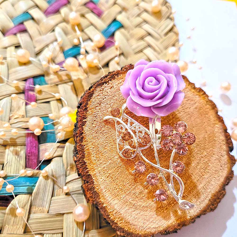 سنجاق سینه دست ساز زنانه نیک ثمر مدل گل رز فلزی سنجاق سینه دست ساز زنانه نیک ثمر مدل گل رز فلزی