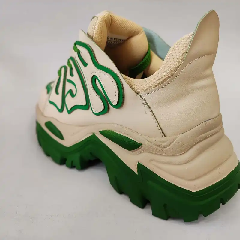 کفش راحتی مدل اسپرت 2024