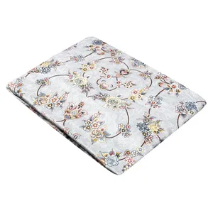 روفرشی مدل مخمل شانل کشدار کد R-1001 زمینه طوسی