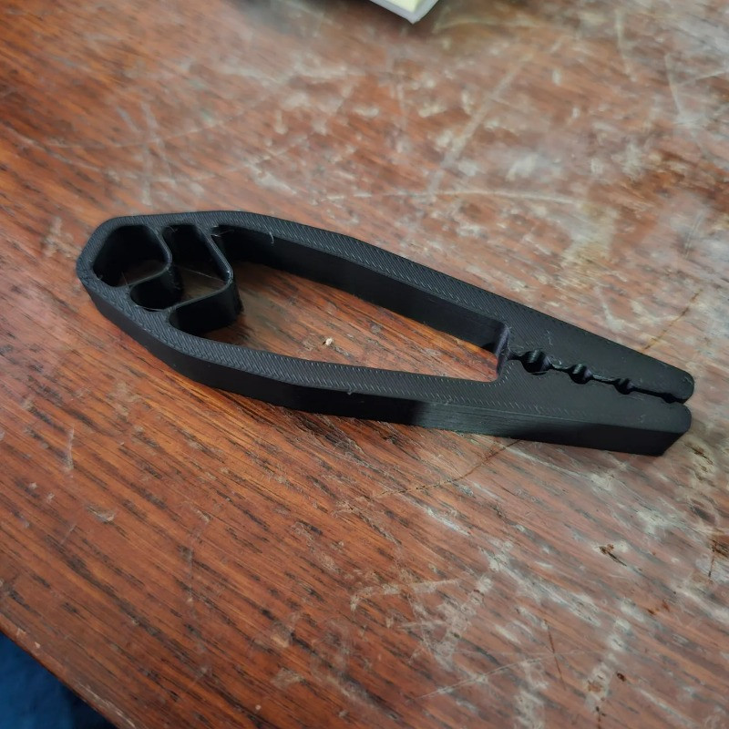 نگهدارنده میخ مدل Harika