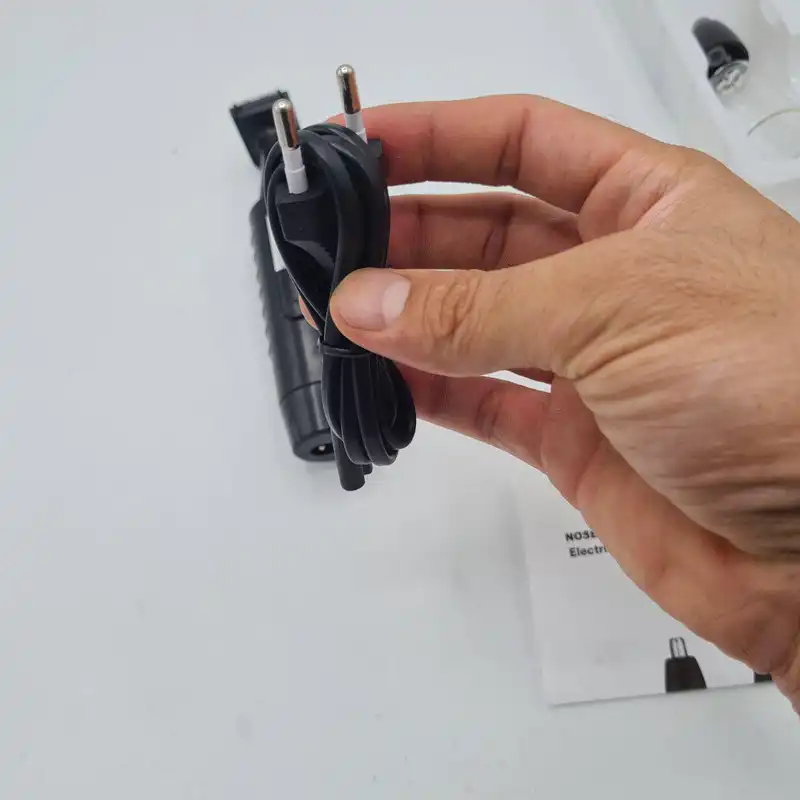 موزن گوش و بینی و خط زن اچ تی سی مدل T33