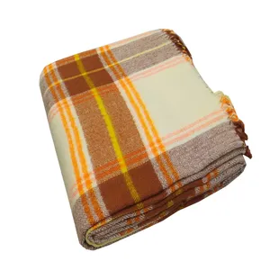 پتو مسافرتی تیتان مدل هیراد کد T140 سایز 160×230 سانتی متر