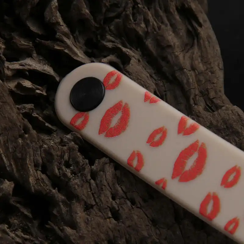 ساعت مچی دیجیتال زنانه مدل بند سلیکونی فانتزی کد WHW_375