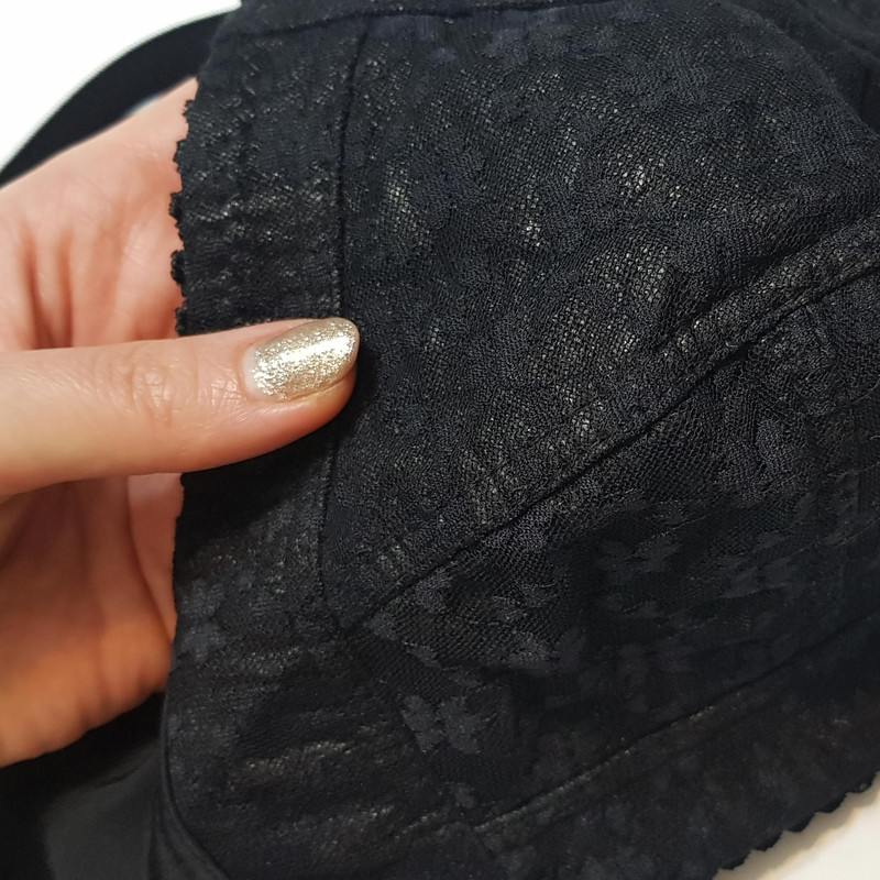 سوتین زنانه ماییلدا مدل شکوفه بدون فنر کد 5054 رنگ مشکی