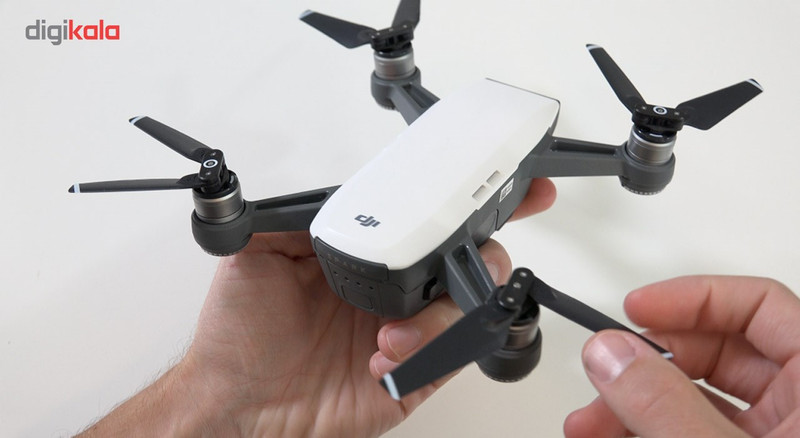ملخ کوادکوپتر DJI مدل اسپارک