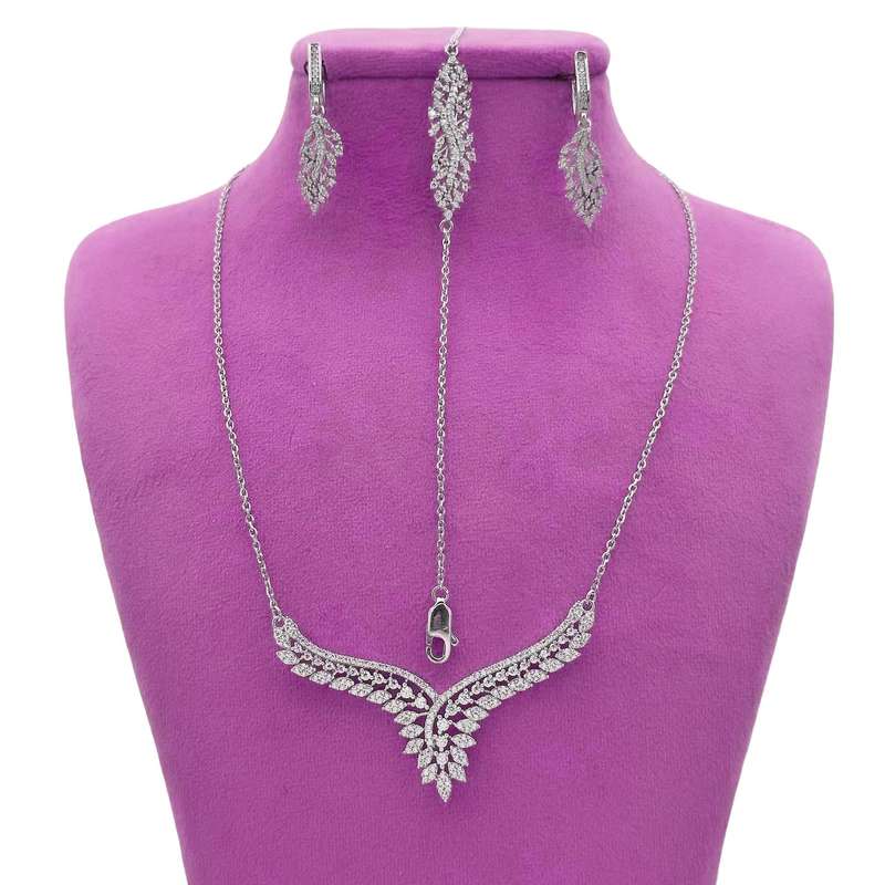 نیم ست نقره زنانه مدل الماس کد NSH-098