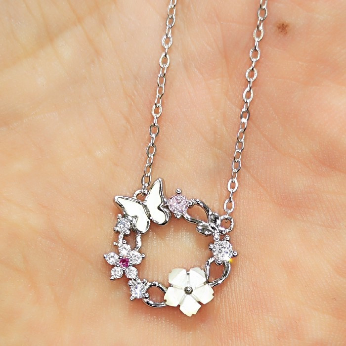 گردنبند نقره زنانه مدل فلاور سنگ برلیان کد 8855 گردنبند نقره زنانه مدل فلاور سنگ برلیان کد 8855