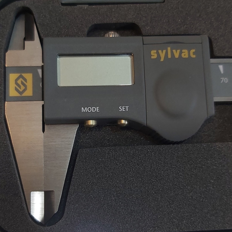 کولیس دیجیتال سیلوک مدل S15 گستره 0 تا 150 میلی متر کولیس دیجیتال سیلوک مدل S15 گستره 0 تا 150 میلی متر