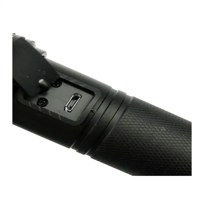 چراغ قوه دستی مدل TBBLK70P90
