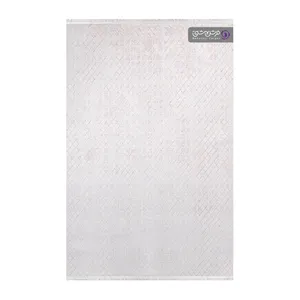 فرش ماشینی 1200 شانه فرش بهشتی زمینه نقره‌ای حاشیه کرم-نقره ای مدل دایان کد 635