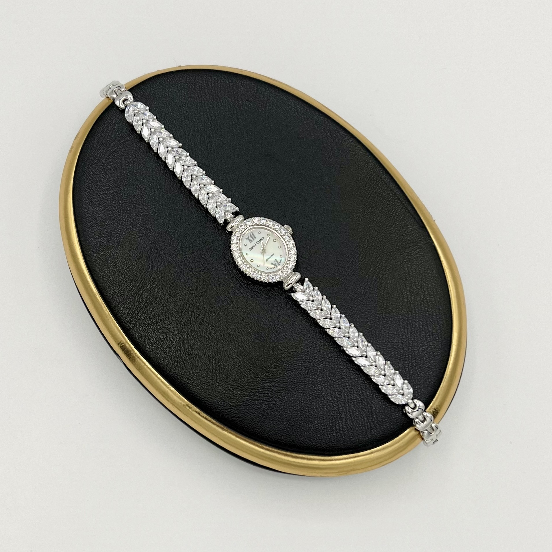 ساعت مچی عقربه ای زنانه رویال کرون مدل NG81516
