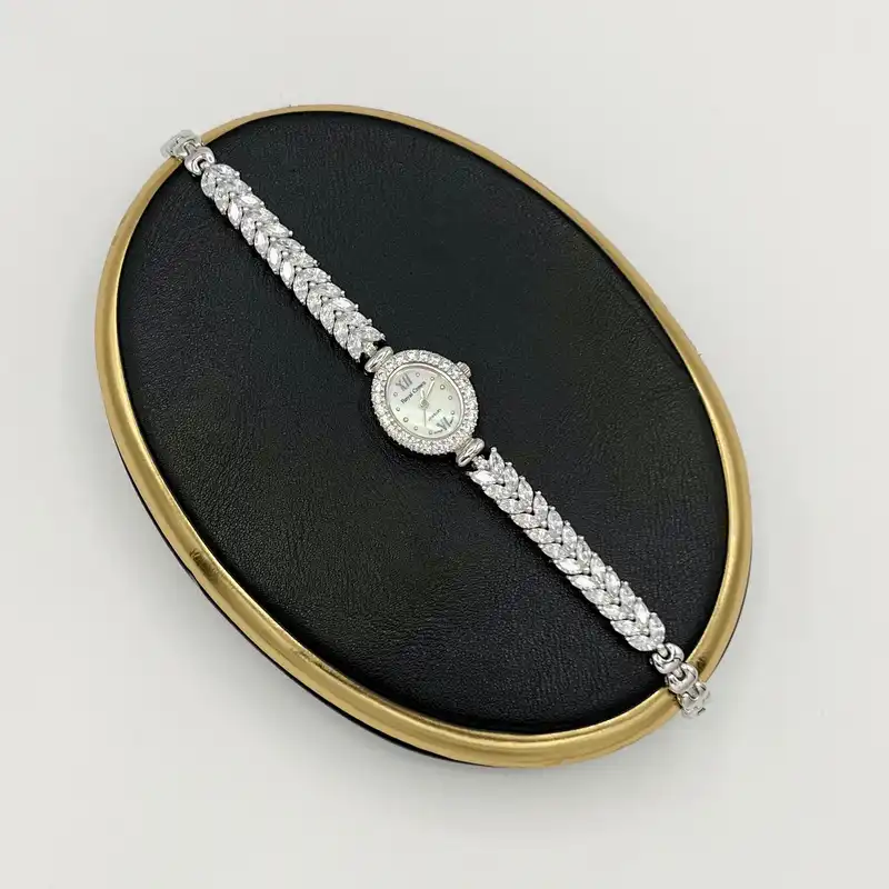 ساعت مچی عقربه ای زنانه رویال کرون مدل NG81516