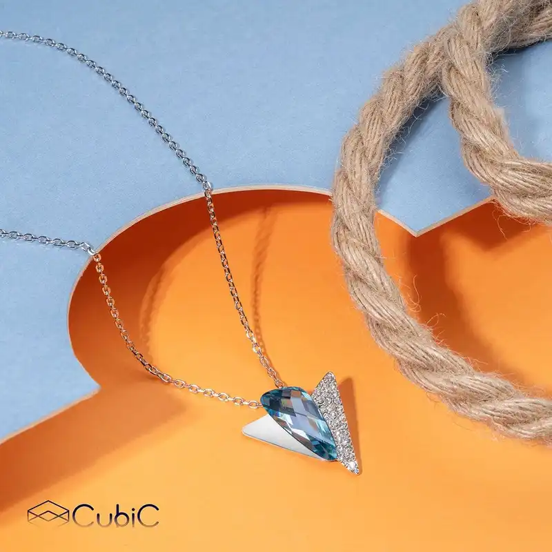 گردنبند زنانه کوبیک مدل QN-82912