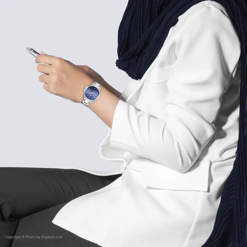 ساعت مچی عقربه ای زنانه کیو اند کیو مدل qa07j202y