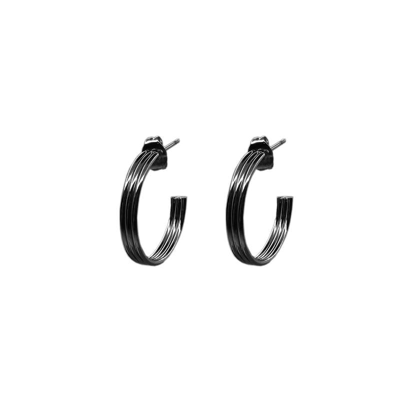 گوشواره زنانه اکسسورایز مدل حلقه ای گوشواره زنانه اکسسورایز مدل حلقه ای