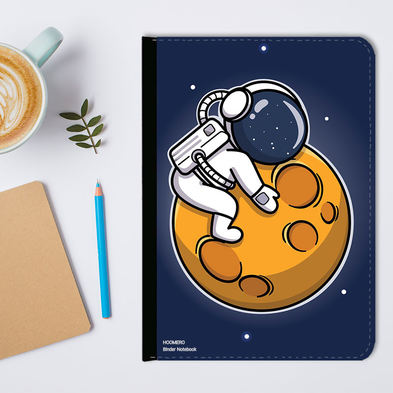 کلاسور هومرو مدل KL1027 طرح فضانورد فانتزی