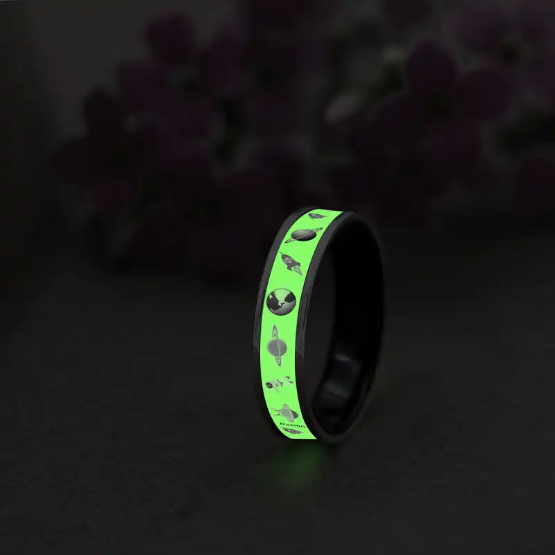 انگشتر ناکسیگو مدل شب تاب طرح فضانوردی کد RB15633