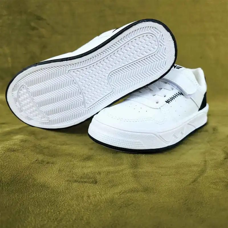 کفش مخصوص پیاده روی بچگانه مدل 130001