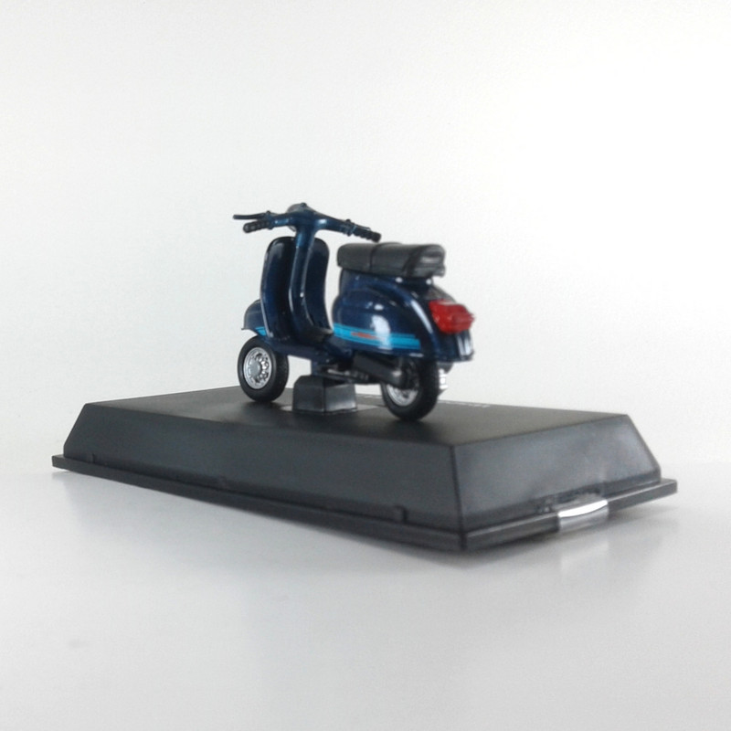 موتور بازی نیو ری مدل Vespa 125 ET3 1976