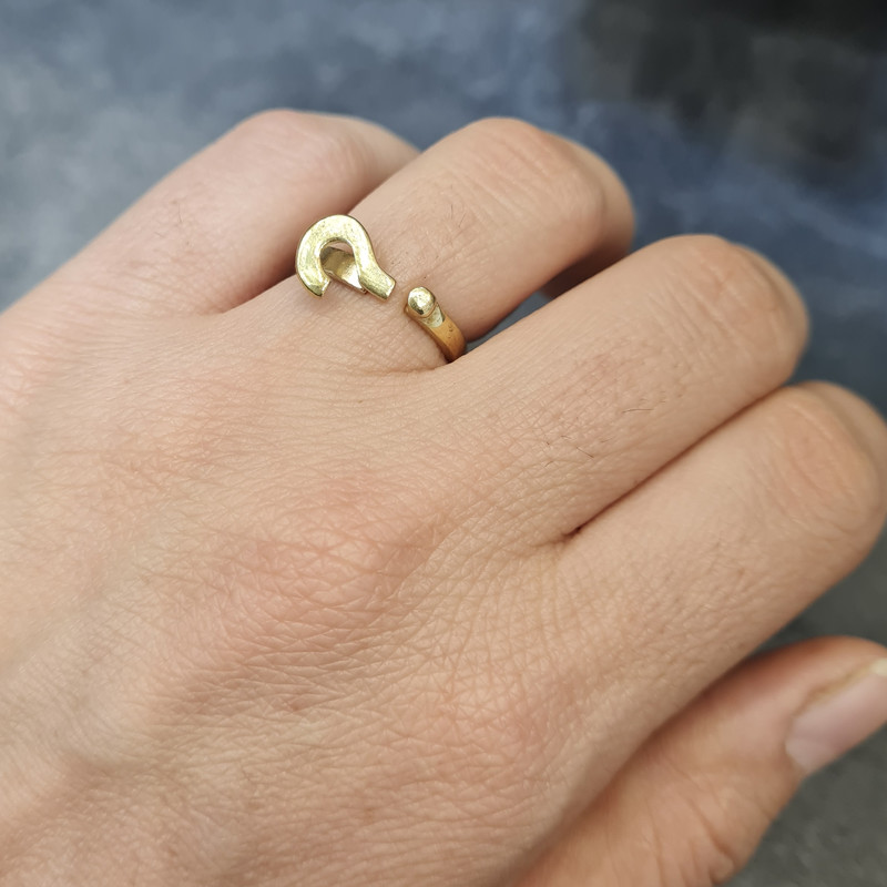 انگشتر زنانه مدل علامت سوال انگشتر زنانه مدل علامت سوال