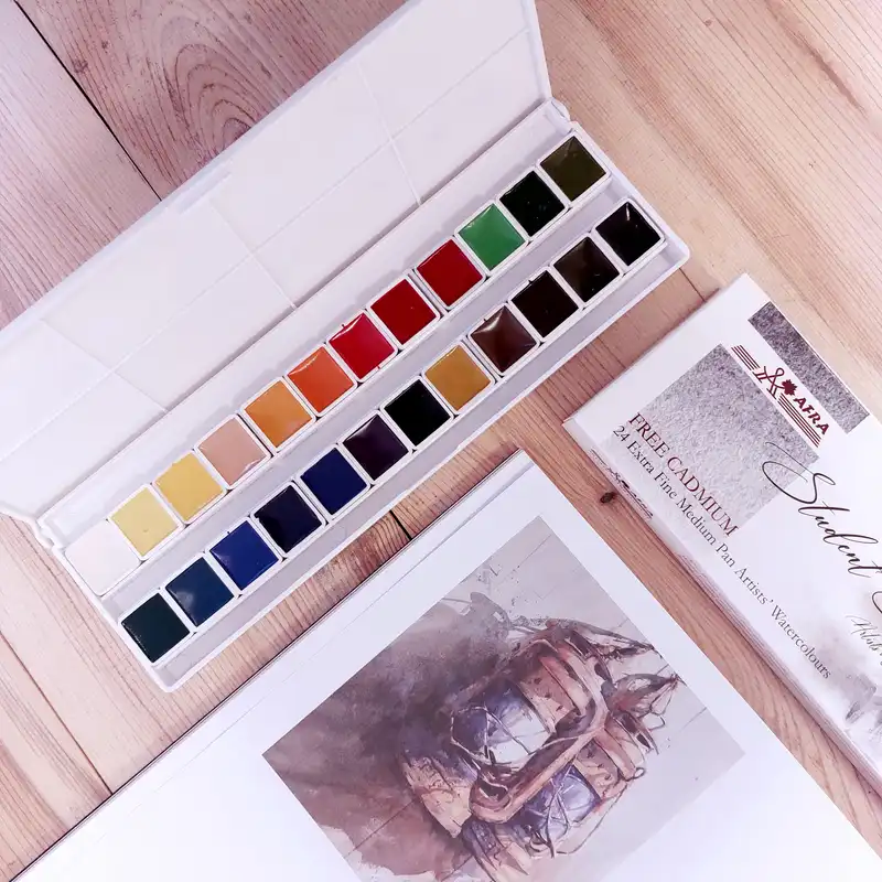 آبرنگ 24 رنگ افرا مدل Student