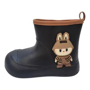 چکمه پسرانه پایون مدل Mn24