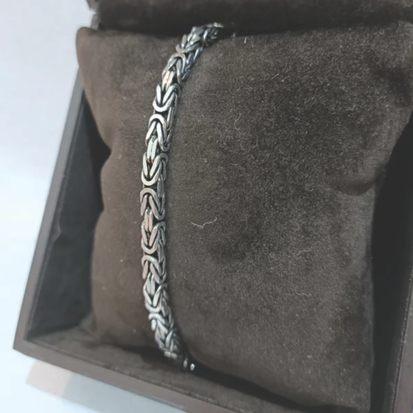 عکس شماره 4 : دستبند نقره مردانه مدل tbskraldas22