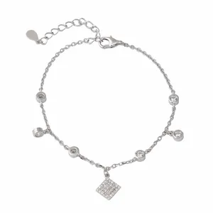 دستبند نقره زنانه بازرگانی میلادی مدل فانتزی کد DP_586