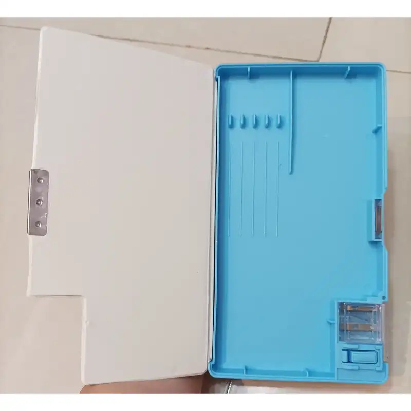 جامدادی مدل کتابی اسکوییشی دار طرح فضانورد کد 02