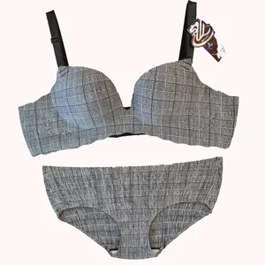 ست شورت و سوتین زنانه مدل چهارخانه