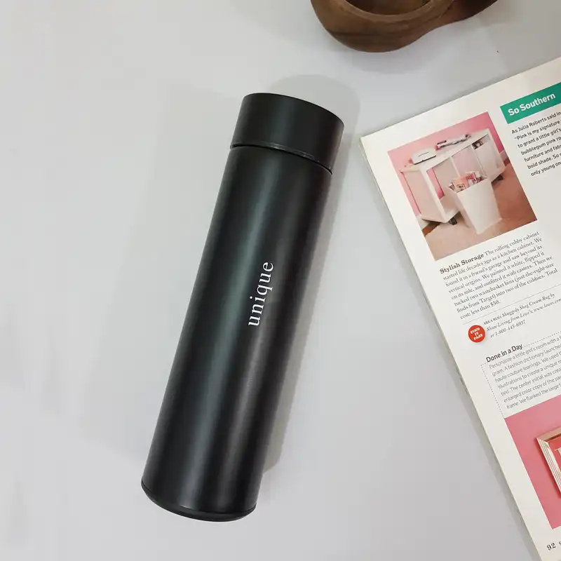 فلاسک هوشمند یونیک مدل دماسنج دار کد 02 گنجایش 0.5 لیتر