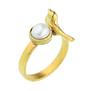 انگشتر زنانه گالری عزیزی طرح پرنده مدل 15336