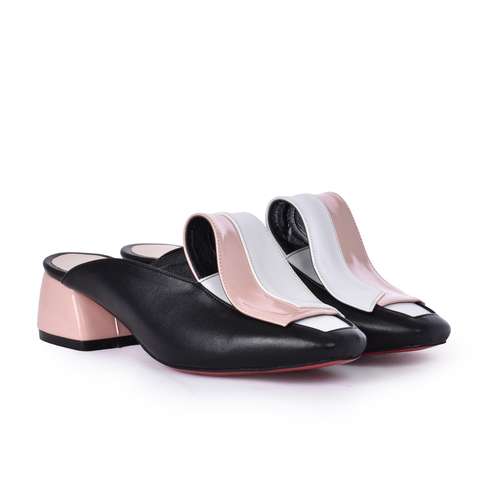 صندل زنانه دنیای مارک مدل شرلی صندل زنانه دنیای مارک مدل شرلی