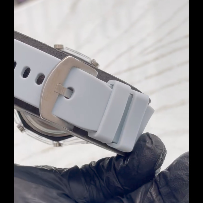 ساعت مچی عقربه ای مدل دو زمانه کرنومتر دار بند سیلیکونی موتور پمپی کد 13