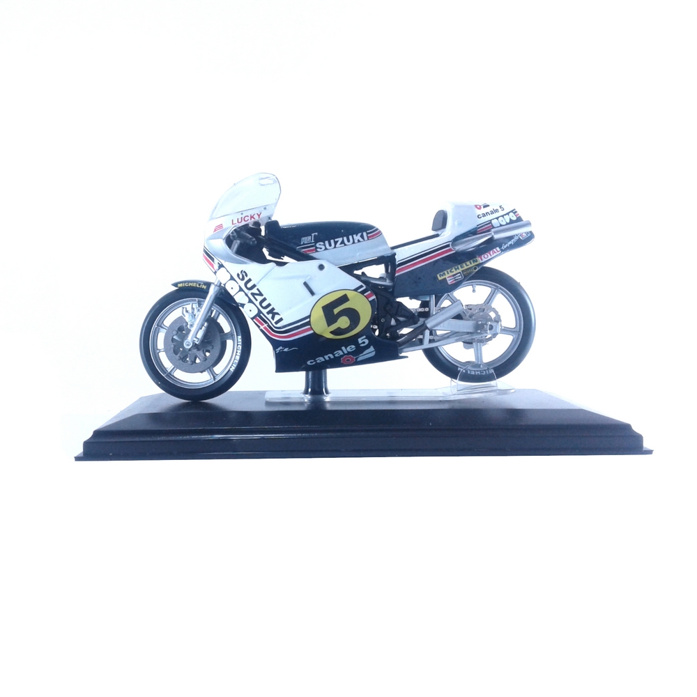 موتور بازی مدل Suzuki World Champion 1981