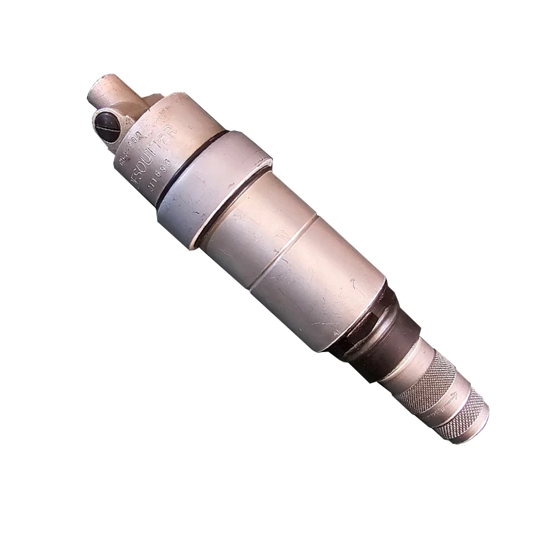 پیچ گوشتی بادی دسوتر مدل r8-s سایز 1/4 اینچ