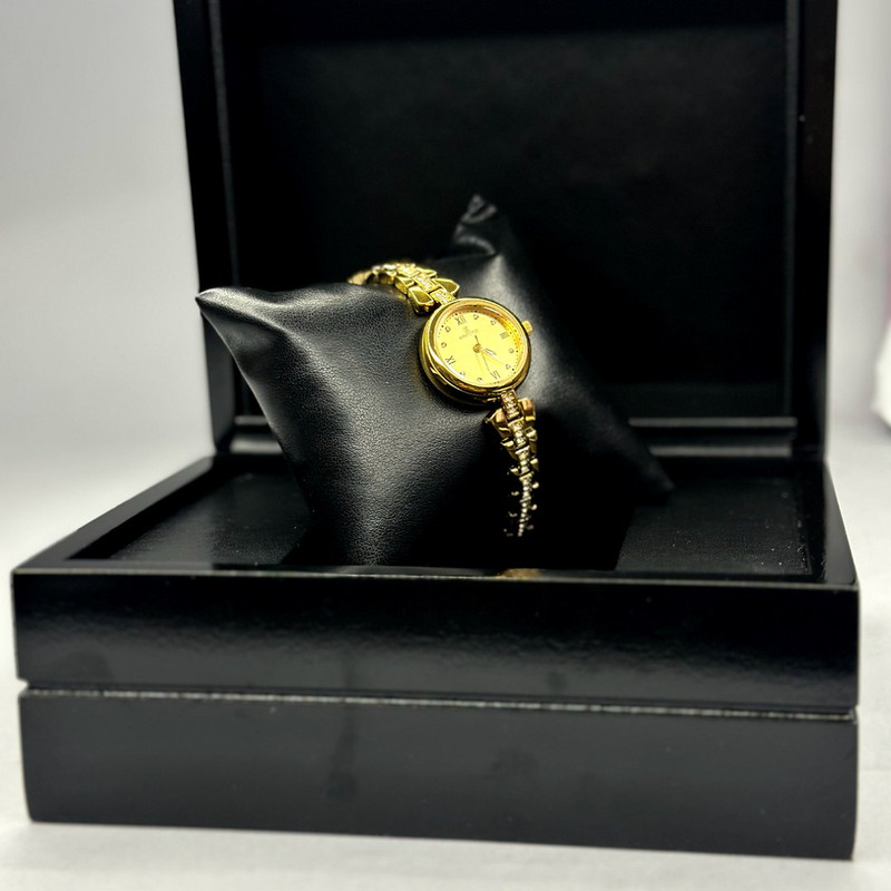 ساعت مچی عقربه ای زنانه نیوی فورس مدل Nf5034