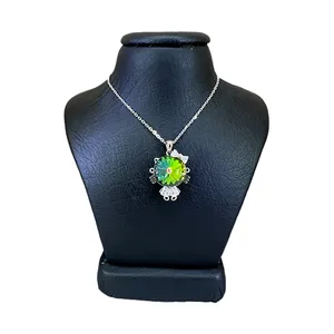 گردنبند نقره زنانه سواروسکی مدل دخترک خاص کد 59633