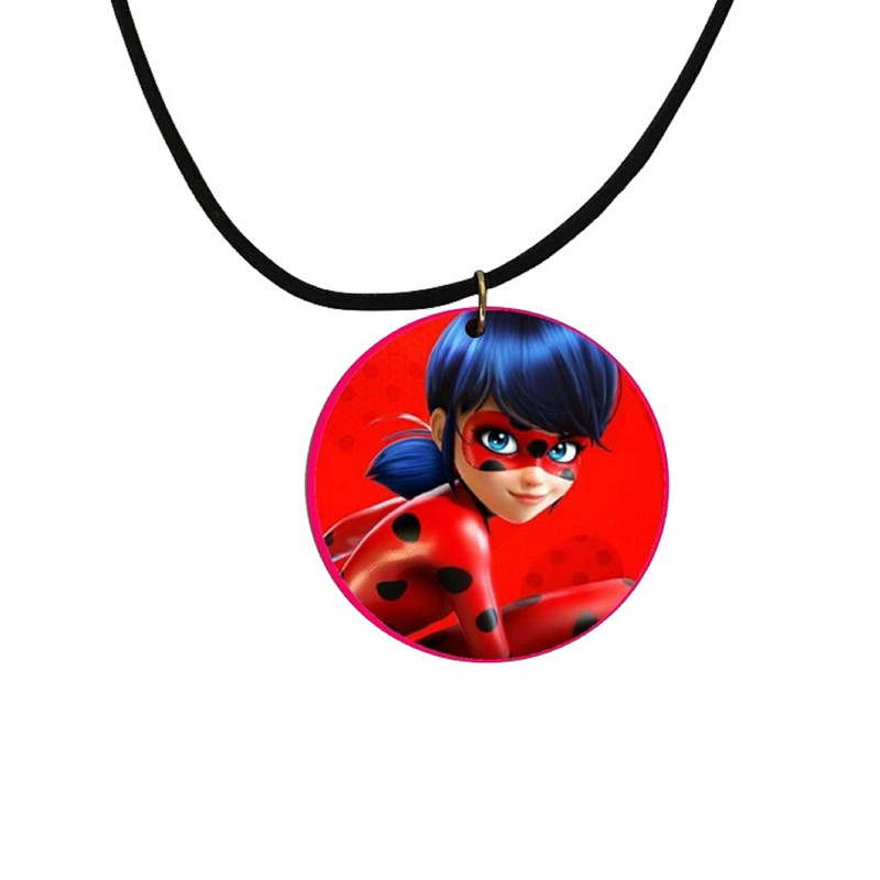 گردنبند دخترانه مدل دختر کفشدوزکی کد 09