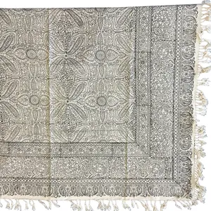 رومیزی قلمکار مدل ایده آل 704
