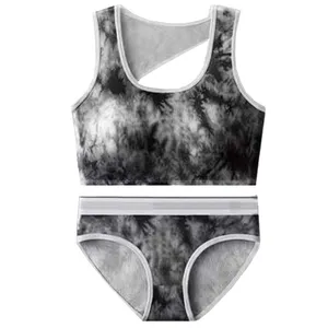 ست نیم تنه و شورت ورزشی زنانه مدل ابروبادی کد Aa0151-1