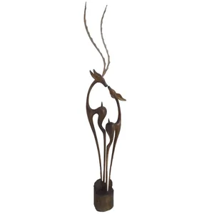 مجسمه چوبی طرح غزال عاشق