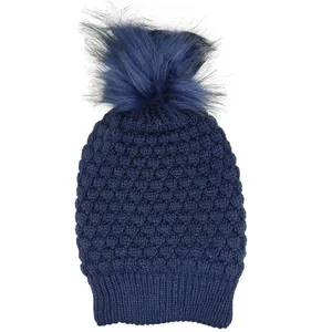 کلاه بافتنی بچگانه کد d6